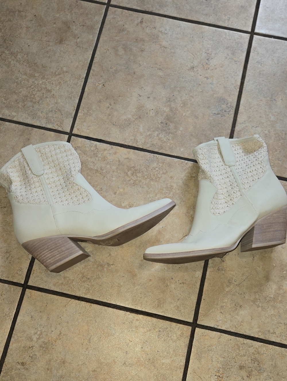 Dolce Vita Leather Pointed Western Ankle Boots - Picture 3 of 8